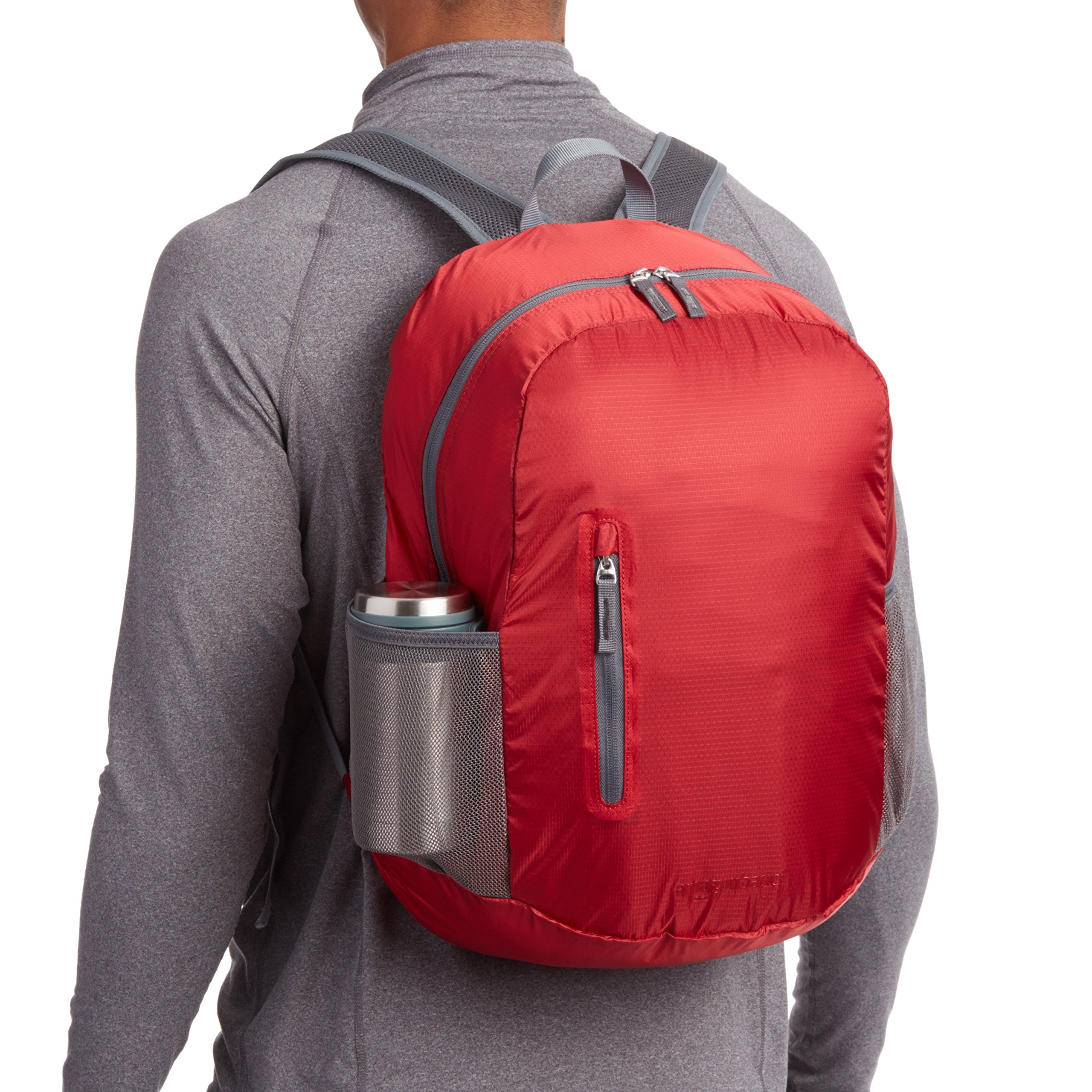 AmazonBasics 可摺疊遠足背囊｜25 L・紅色・圖片 2